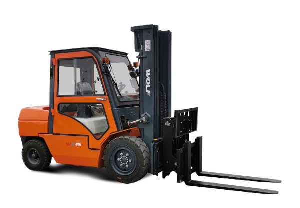 Fuel forklift لیفتراک - بازرگانی راهیان سفیر قشم